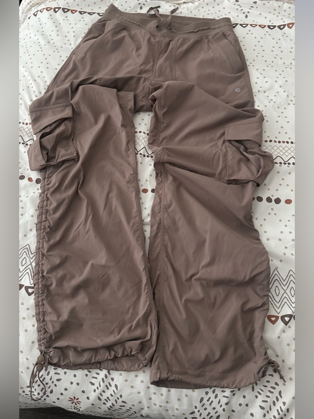 Women’s Lululemon Brown Cargo Pants
